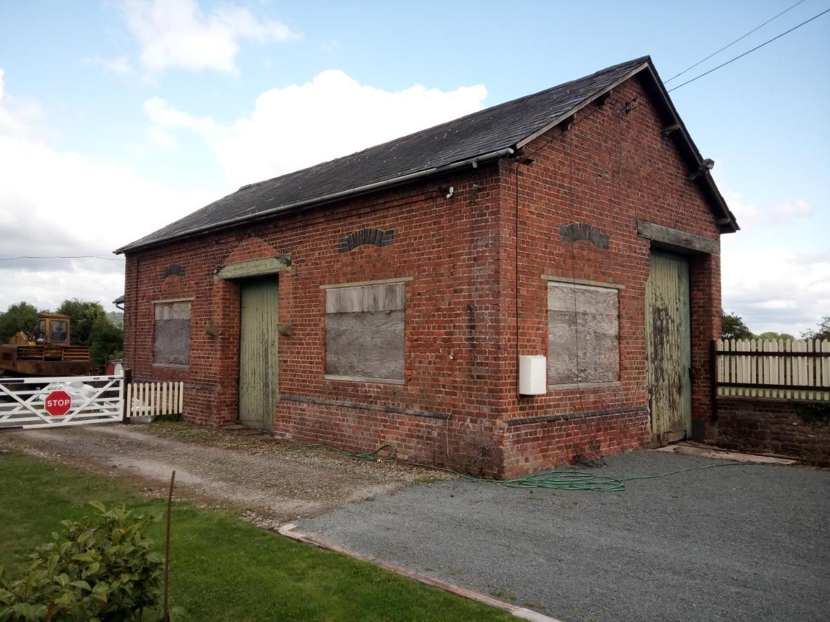 The Booking Office, Stoke Edith Station Hereford Ngoại thất bức ảnh